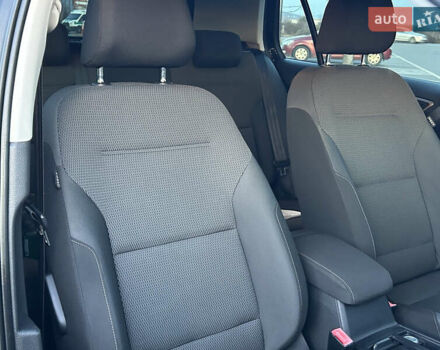 Чорний Фольксваген Гольф, об'ємом двигуна 1.4 л та пробігом 204 тис. км за 12399 $, фото 12 на Automoto.ua