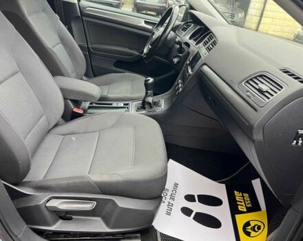 Черный Фольксваген Гольф, объемом двигателя 1.6 л и пробегом 186 тыс. км за 12700 $, фото 17 на Automoto.ua