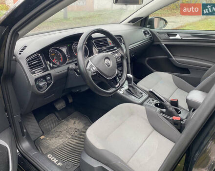 Черный Фольксваген Гольф, объемом двигателя 1.8 л и пробегом 152 тыс. км за 6700 $, фото 7 на Automoto.ua