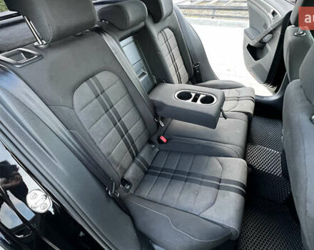 Черный Фольксваген Гольф, объемом двигателя 1.6 л и пробегом 258 тыс. км за 10300 $, фото 58 на Automoto.ua