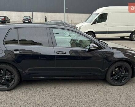 Черный Фольксваген Гольф, объемом двигателя 1.6 л и пробегом 304 тыс. км за 9899 $, фото 4 на Automoto.ua