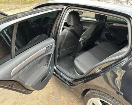 Черный Фольксваген Гольф, объемом двигателя 0 л и пробегом 105 тыс. км за 9600 $, фото 11 на Automoto.ua