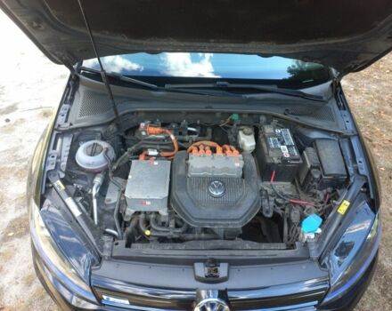 Черный Фольксваген Гольф, объемом двигателя 0 л и пробегом 126 тыс. км за 8900 $, фото 19 на Automoto.ua