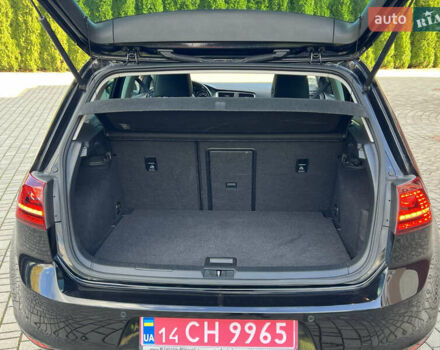 Черный Фольксваген Гольф, объемом двигателя 1.4 л и пробегом 203 тыс. км за 12200 $, фото 39 на Automoto.ua