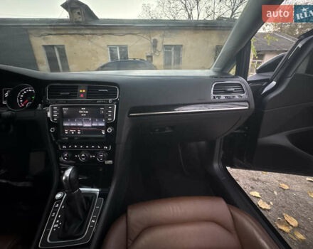 Чорний Фольксваген Гольф, об'ємом двигуна 1.97 л та пробігом 74 тис. км за 16700 $, фото 7 на Automoto.ua