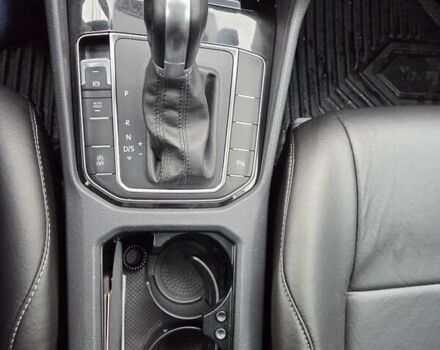 Черный Фольксваген Гольф, объемом двигателя 1.97 л и пробегом 284 тыс. км за 12500 $, фото 10 на Automoto.ua