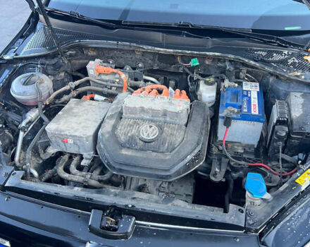 Черный Фольксваген Гольф, объемом двигателя 0 л и пробегом 221 тыс. км за 7500 $, фото 9 на Automoto.ua