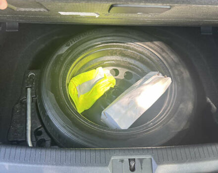 Чорний Фольксваген Гольф, об'ємом двигуна 1.6 л та пробігом 240 тис. км за 11600 $, фото 36 на Automoto.ua