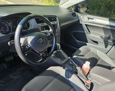 Черный Фольксваген Гольф, объемом двигателя 1.8 л и пробегом 159 тыс. км за 11300 $, фото 4 на Automoto.ua