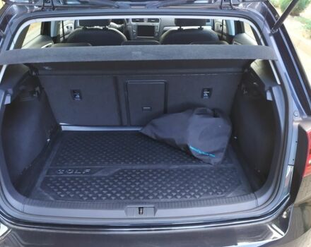 Черный Фольксваген Гольф, объемом двигателя 0 л и пробегом 112 тыс. км за 9250 $, фото 8 на Automoto.ua