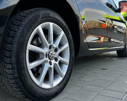 Черный Фольксваген Гольф, объемом двигателя 1.6 л и пробегом 258 тыс. км за 10300 $, фото 39 на Automoto.ua