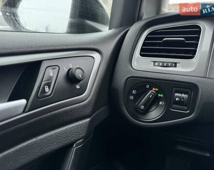 Чорний Фольксваген Гольф, об'ємом двигуна 1.6 л та пробігом 249 тис. км за 9700 $, фото 20 на Automoto.ua