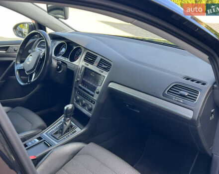 Черный Фольксваген Гольф, объемом двигателя 1.4 л и пробегом 203 тыс. км за 12200 $, фото 57 на Automoto.ua