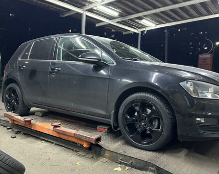 Черный Фольксваген Гольф, объемом двигателя 1.6 л и пробегом 299 тыс. км за 11500 $, фото 40 на Automoto.ua