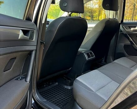 Чорний Фольксваген Гольф, об'ємом двигуна 1.6 л та пробігом 257 тис. км за 10500 $, фото 6 на Automoto.ua