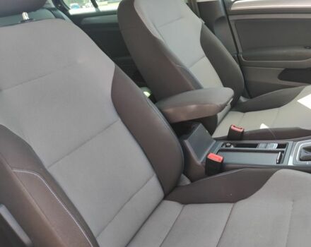 Черный Фольксваген Гольф, объемом двигателя 0 л и пробегом 177 тыс. км за 9200 $, фото 6 на Automoto.ua