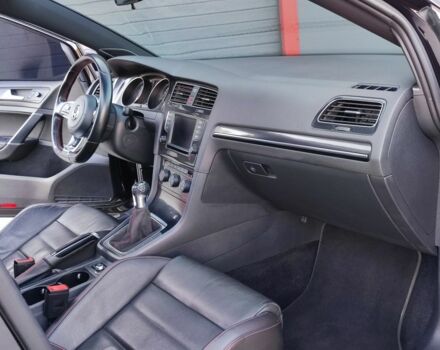 Чорний Фольксваген Гольф, об'ємом двигуна 2 л та пробігом 153 тис. км за 12900 $, фото 13 на Automoto.ua