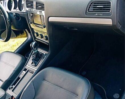 Черный Фольксваген Гольф, объемом двигателя 0 л и пробегом 125 тыс. км за 7700 $, фото 7 на Automoto.ua