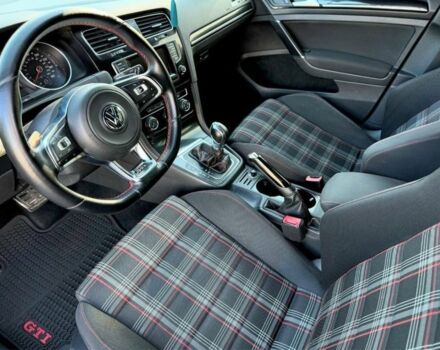 Черный Фольксваген Гольф, объемом двигателя 2 л и пробегом 150 тыс. км за 12500 $, фото 3 на Automoto.ua