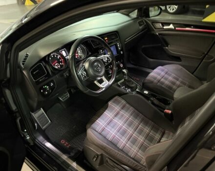 Фольксваген Гольф 2015 в Днепре (Днепропетровске) на Automoto.ua Черный Фольксваген Гольф, объемом двигателя 2 л и пробегом 156 тыс. км за 12499 $, фото 7 на Automoto.ua