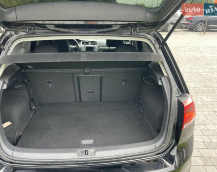 Черный Фольксваген Гольф, объемом двигателя 1.8 л и пробегом 169 тыс. км за 12500 $, фото 4 на Automoto.ua