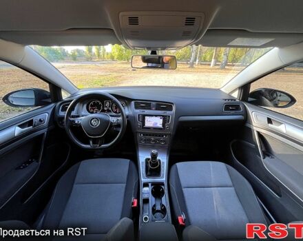 Чорний Фольксваген Гольф, об'ємом двигуна 1.6 л та пробігом 257 тис. км за 10500 $, фото 9 на Automoto.ua