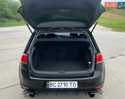 Черный Фольксваген Гольф, объемом двигателя 1.6 л и пробегом 274 тыс. км за 9950 $, фото 7 на Automoto.ua