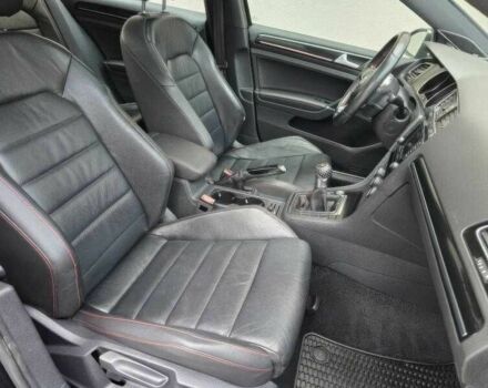 Черный Фольксваген Гольф, объемом двигателя 2 л и пробегом 122 тыс. км за 4000 $, фото 12 на Automoto.ua