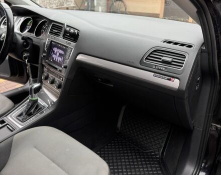 Черный Фольксваген Гольф, объемом двигателя 0 л и пробегом 136 тыс. км за 8300 $, фото 12 на Automoto.ua