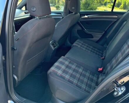 Черный Фольксваген Гольф, объемом двигателя 2 л и пробегом 150 тыс. км за 12500 $, фото 6 на Automoto.ua