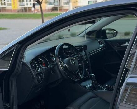 Черный Фольксваген Гольф, объемом двигателя 1.97 л и пробегом 135 тыс. км за 16000 $, фото 12 на Automoto.ua