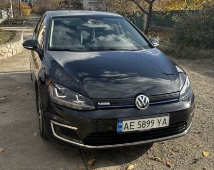 Черный Фольксваген Гольф, объемом двигателя 0 л и пробегом 125 тыс. км за 9700 $, фото 1 на Automoto.ua