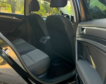 Чорний Фольксваген Гольф, об'ємом двигуна 1.6 л та пробігом 257 тис. км за 10500 $, фото 5 на Automoto.ua