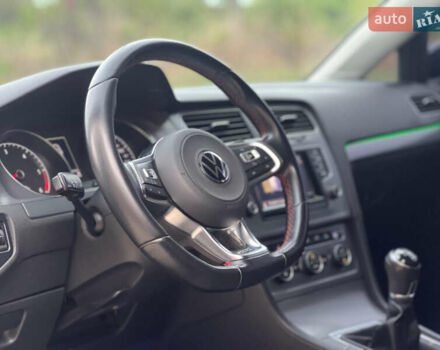 Черный Фольксваген Гольф, объемом двигателя 1.6 л и пробегом 274 тыс. км за 9950 $, фото 16 на Automoto.ua