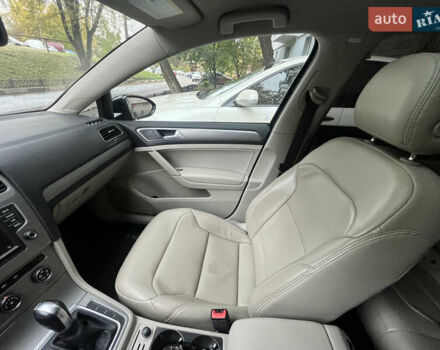 Черный Фольксваген Гольф, объемом двигателя 1.8 л и пробегом 180 тыс. км за 11000 $, фото 5 на Automoto.ua