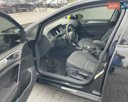 Черный Фольксваген Гольф, объемом двигателя 1.8 л и пробегом 169 тыс. км за 12500 $, фото 11 на Automoto.ua