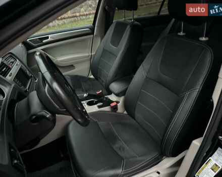 Черный Фольксваген Гольф, объемом двигателя 2 л и пробегом 145 тыс. км за 10950 $, фото 28 на Automoto.ua