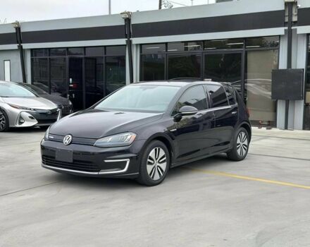 Черный Фольксваген Гольф, объемом двигателя 0 л и пробегом 76 тыс. км за 8300 $, фото 2 на Automoto.ua