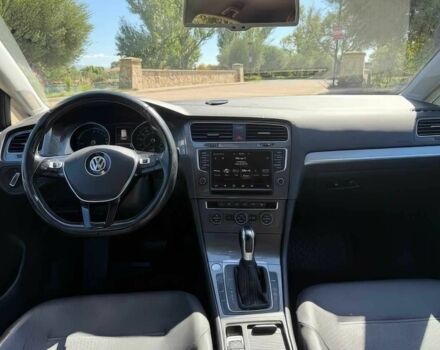 Черный Фольксваген Гольф, объемом двигателя 0 л и пробегом 77 тыс. км за 6000 $, фото 7 на Automoto.ua