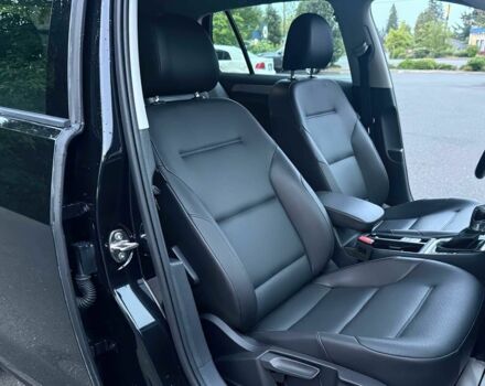 Чорний Фольксваген Гольф, об'ємом двигуна 0 л та пробігом 76 тис. км за 8000 $, фото 6 на Automoto.ua