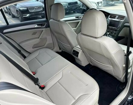 Черный Фольксваген Гольф, объемом двигателя 0 л и пробегом 76 тыс. км за 8300 $, фото 10 на Automoto.ua