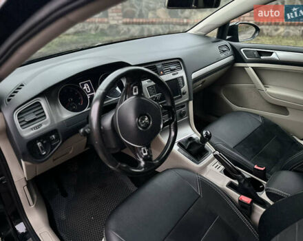 Черный Фольксваген Гольф, объемом двигателя 2 л и пробегом 145 тыс. км за 10950 $, фото 30 на Automoto.ua