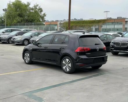 Черный Фольксваген Гольф, объемом двигателя 0 л и пробегом 76 тыс. км за 8300 $, фото 4 на Automoto.ua