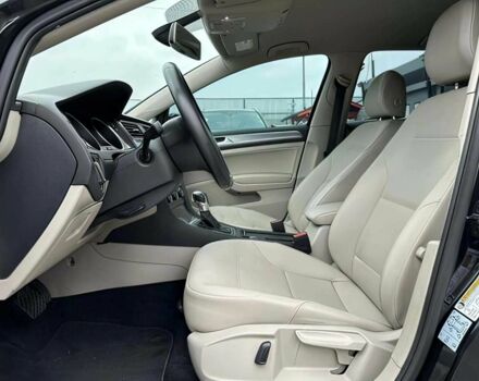 Черный Фольксваген Гольф, объемом двигателя 0 л и пробегом 76 тыс. км за 8300 $, фото 5 на Automoto.ua