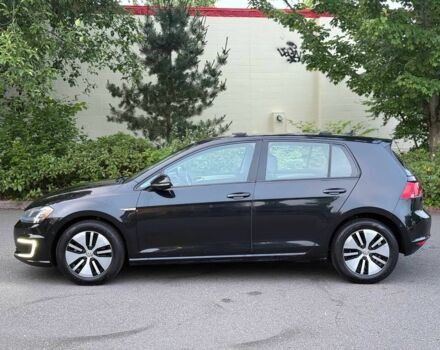 Чорний Фольксваген Гольф, об'ємом двигуна 0 л та пробігом 76 тис. км за 8000 $, фото 3 на Automoto.ua