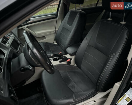 Черный Фольксваген Гольф, объемом двигателя 2 л и пробегом 145 тыс. км за 10950 $, фото 29 на Automoto.ua