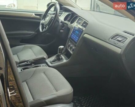 Черный Фольксваген Гольф, объемом двигателя 1.8 л и пробегом 169 тыс. км за 11800 $, фото 16 на Automoto.ua