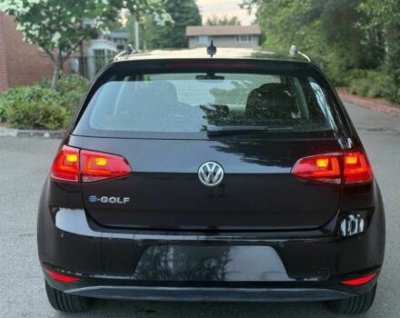 Черный Фольксваген Гольф, объемом двигателя 0 л и пробегом 77 тыс. км за 9000 $, фото 4 на Automoto.ua