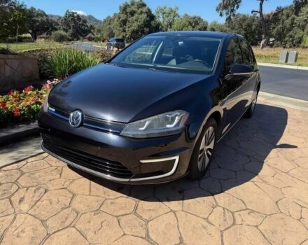 Черный Фольксваген Гольф, объемом двигателя 0 л и пробегом 77 тыс. км за 6000 $, фото 2 на Automoto.ua