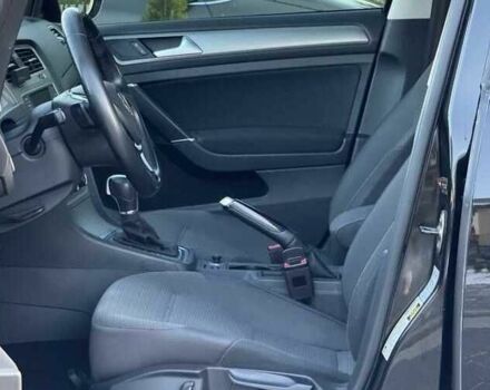 Черный Фольксваген Гольф, объемом двигателя 1.8 л и пробегом 110 тыс. км за 9000 $, фото 3 на Automoto.ua